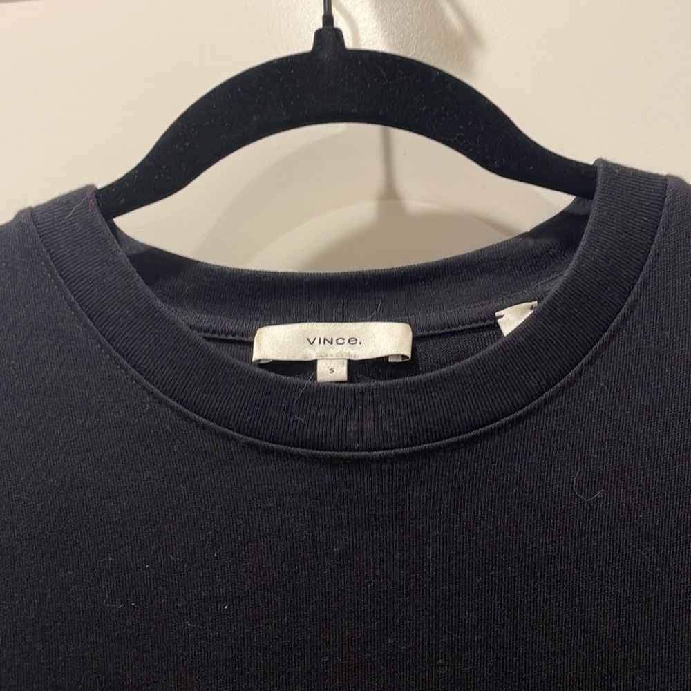 Vince navy t-shirt dress with attached belt. - Picture 3 of 4